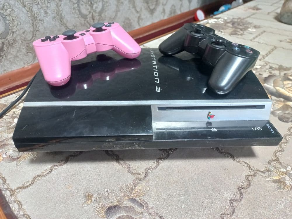 Sony  P&S 3сотилади — 3