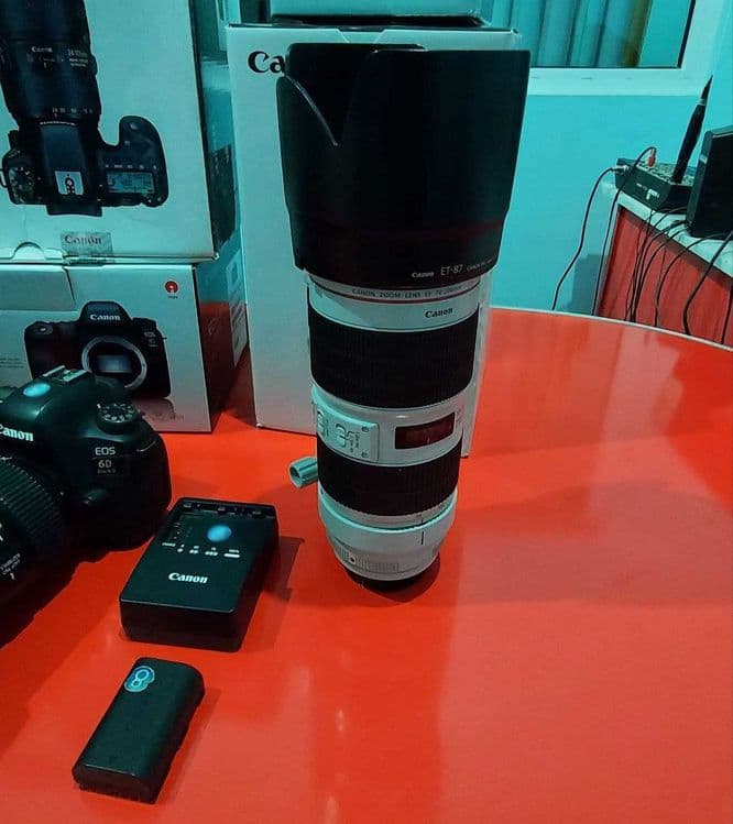 Sotiladi: Fotoapparat va obektiv – deyarli yangi holatda! — 3