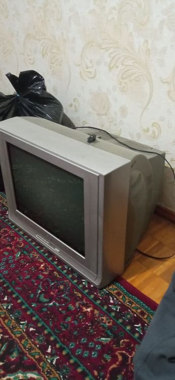 Телевизор. Самсунг. Б/у — 1