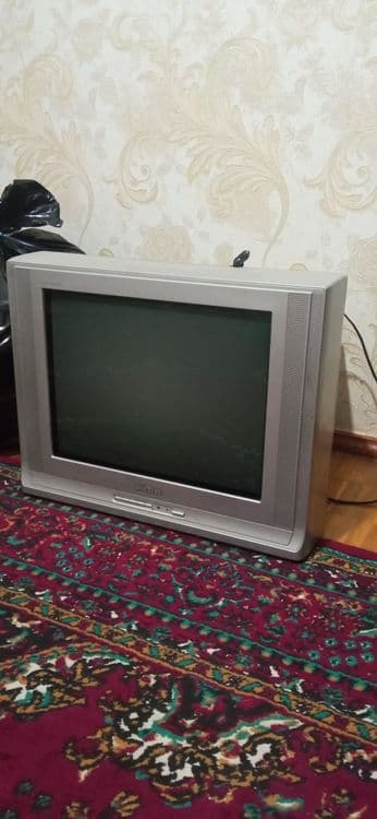 Телевизор. Самсунг. Б/у — 2