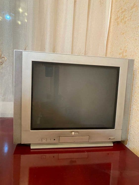 Телевизор LG б.у. и телевизор Toshiba б.у. — 2