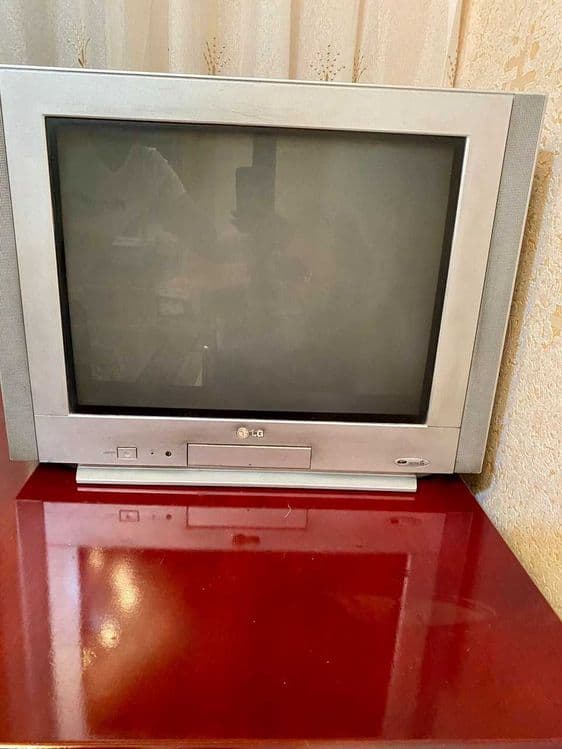 Телевизор LG б.у. и телевизор Toshiba б.у. — 3