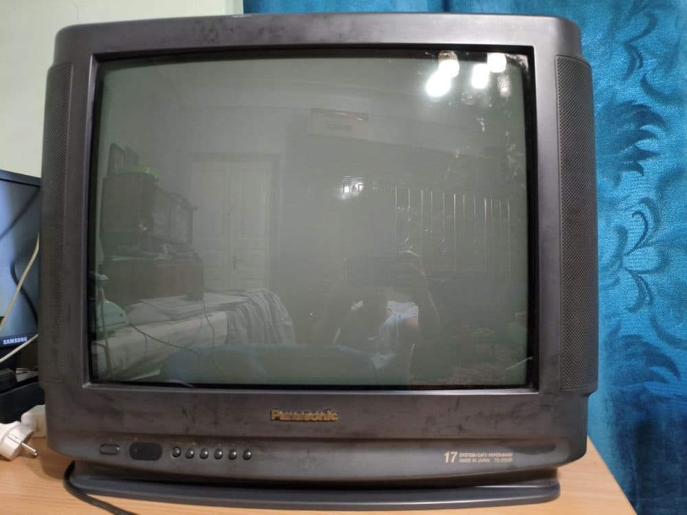 Телевизор Панасоник — 1