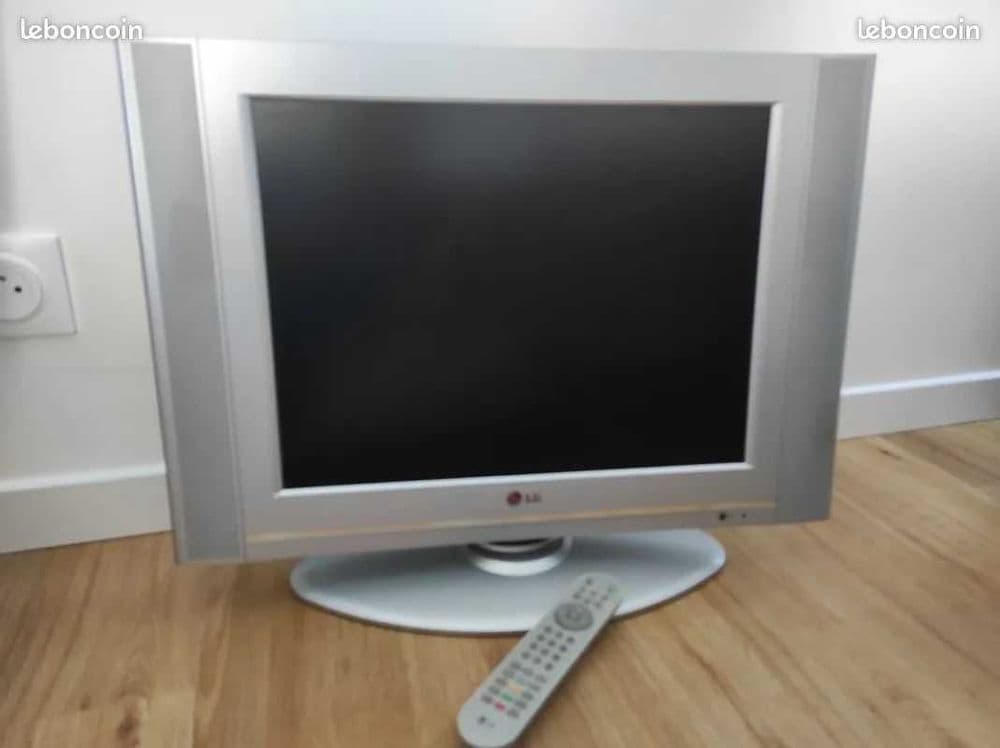 Продаётся LG телевизор 20 диагональ — 1