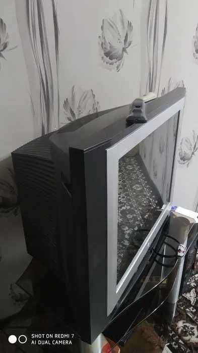 Продаём телевизор LG 72' в хорошем состоянии — 3