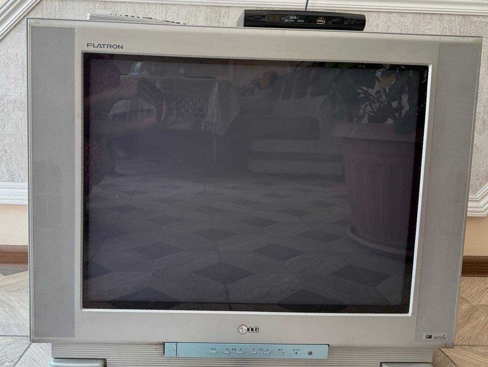 Продаётся телевизор — 1