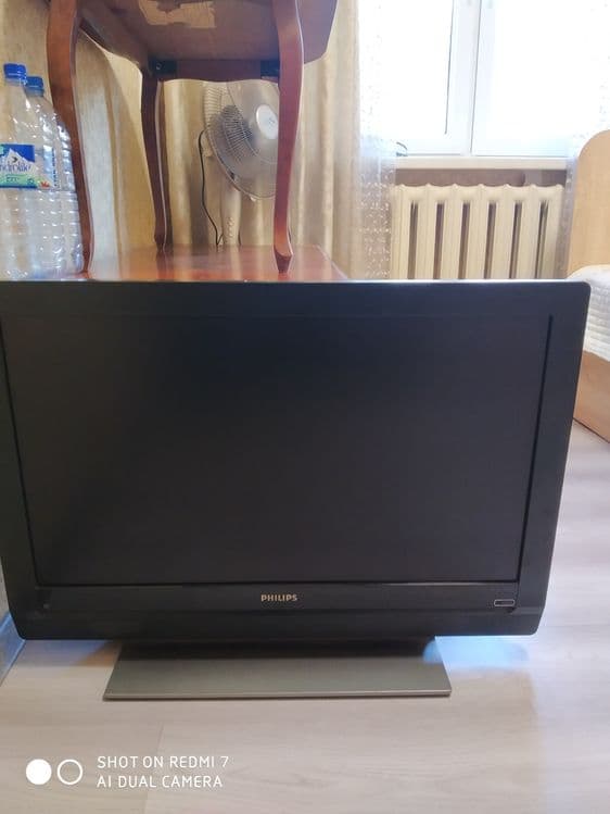 ТV pro телевизор Philips в рабочем состоянии диагональ 80 см. — 2