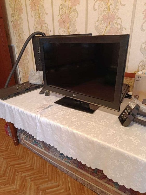 Продаётся телевизор LG корейский — 1