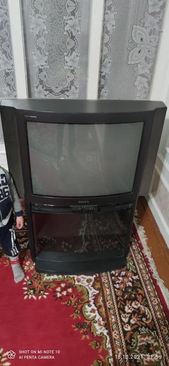 Televizor sotiladi — 1