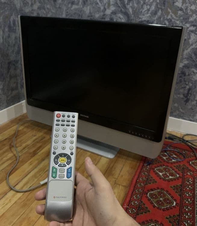 Televizor sotiladi. Продаётся телевизор — 1