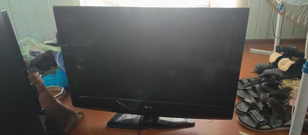 Продам свой телевизор LG 32 диагональ — 1