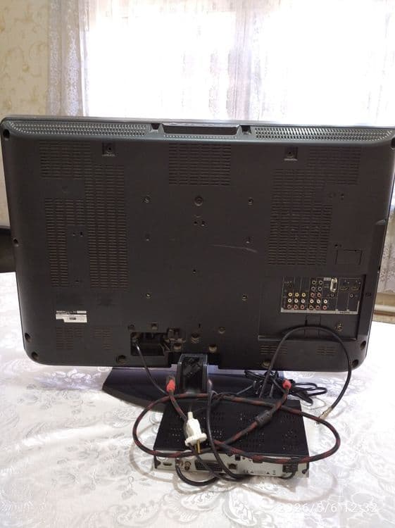 Телевизор оригинал SONY 32 деоганал — 2