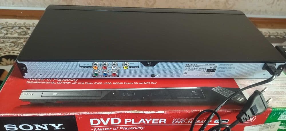 SONY DVD pleyr yangi holatda — 4