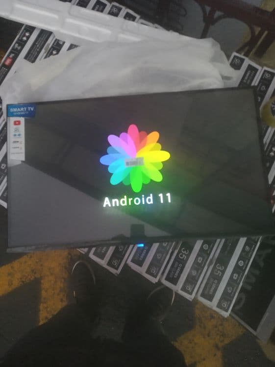SAMSUNG Smart Android — 1
