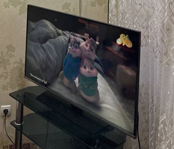 Телевизор Samsung 40 Led срочно продам — 1