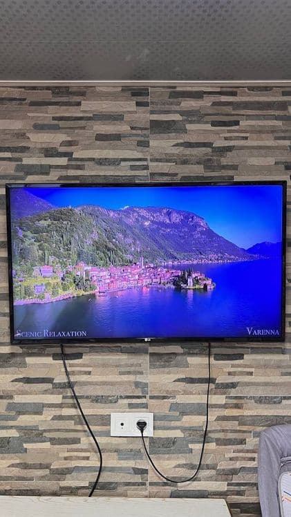 LG 43 Smart Web Os 4K Yaxshi holatda Aybi yoq — 1