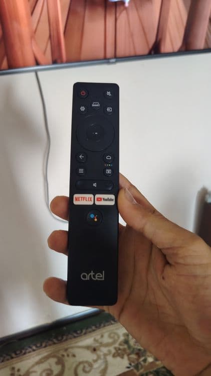 Продам телевизор Artel 43 smart full HD как новый — 3