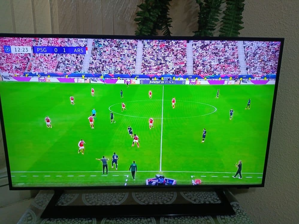 Продаю телефизор Samsung Crystal UHD 4K AU9000 43" — 5