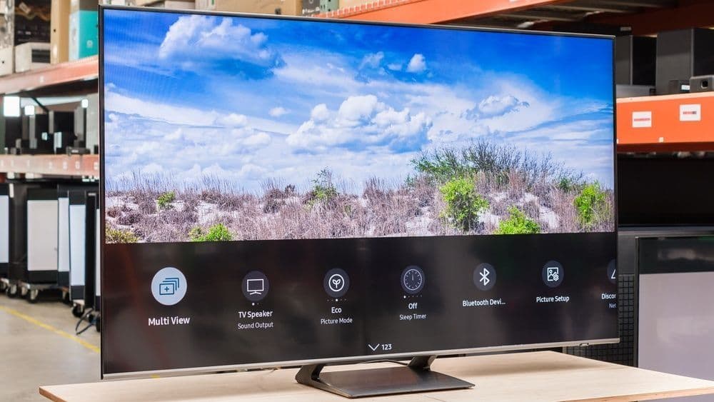 Телевизор QLED Samsung QE-75QN70F 75" Mini Led (2025) Вьетнам 2 goda g — 1