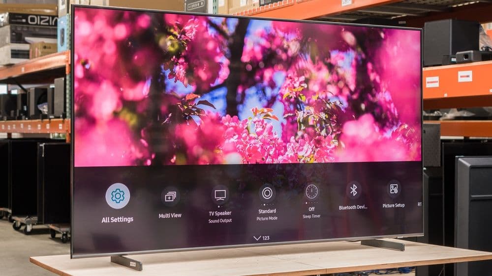 Телевизор Samsung QE-85Q7F 85" (2025) Вьетнам 2 goda garantiya — 1