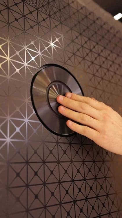 Огромный Телевизор 7TECH 115 Qled QD-MiniLED От официального дилера — 5
