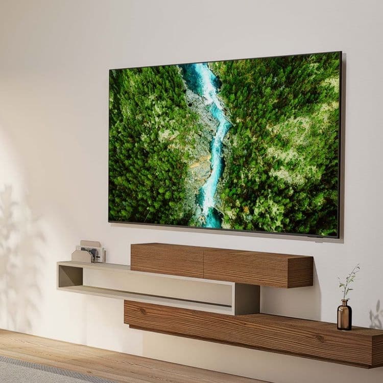 75" Crystal UHD U8000F 4K Smart TV (2025) — 1