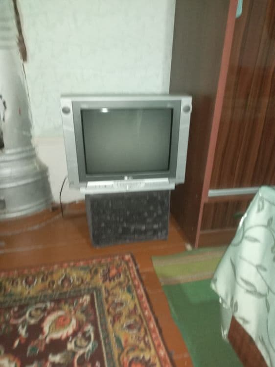 Продам телевизор — 1