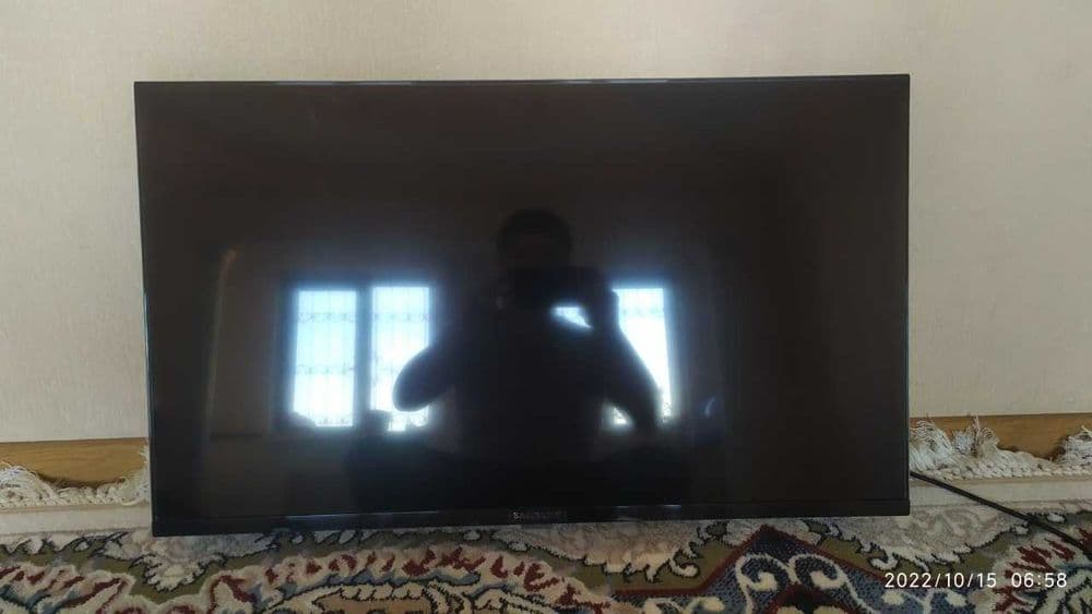 Samsung 32 Smart TV/samsung 32 smart wifi tv — 2