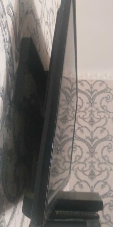 Продаётся телевизор . — 1