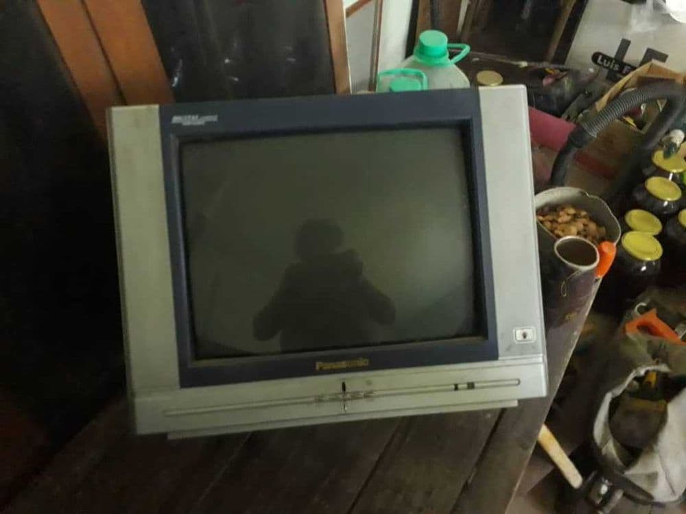 Телевизор продаю телевизор 2 штук — 1