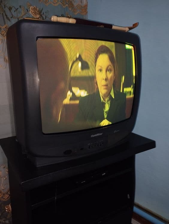 Телевизор lg голд стар. — 2