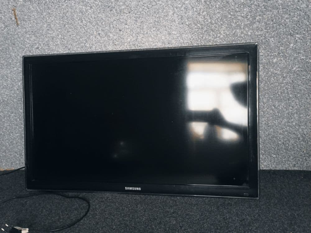 Samsung led plazma sotiladi — 1