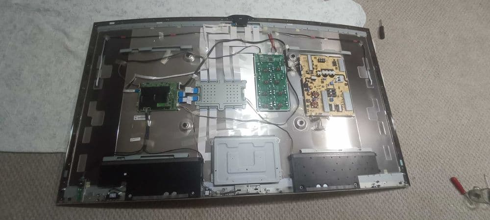 SamsungUE78HU9000T — 5