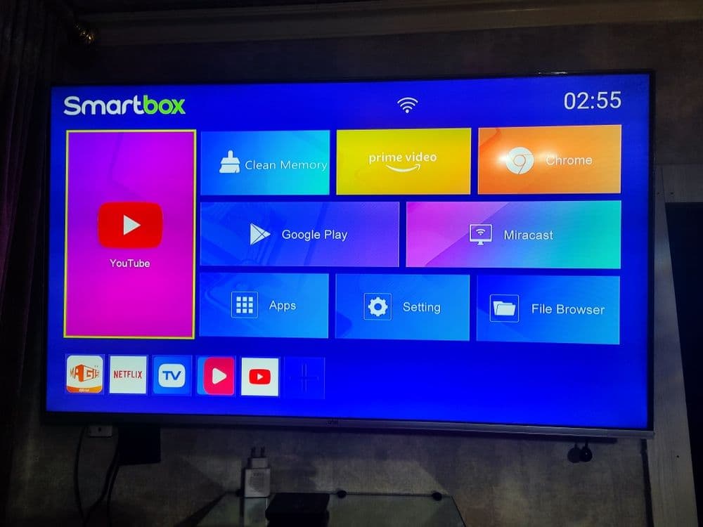 Artel smart emas telivizor 50 lik tv box stick quyilgan 8ga 128 gb lik — 1