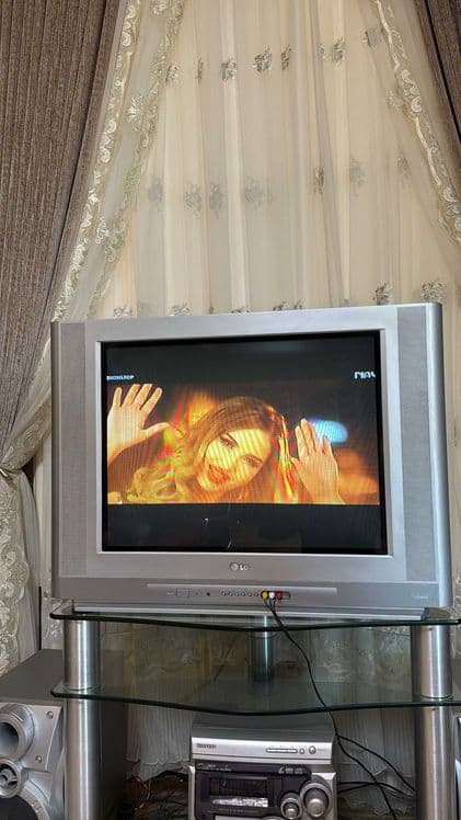 LG 29" CRT TV + DVB-T2 tuner | Komplekt sotiladi — 1