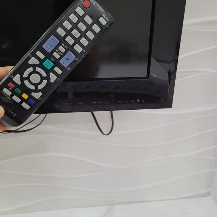 Продаётся телевизор Samsung. — 2