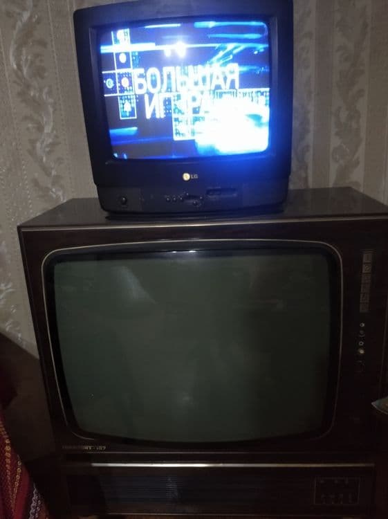 Телевизры  4 штуки. БУ. — 3