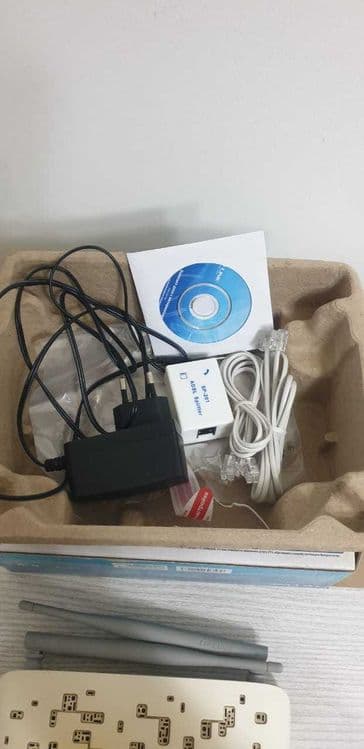 Продается  Wi-Fi  роутер  TP-LINK — 4