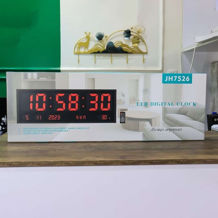 Большие электронные настенные часы с пультом 75×26 — 4