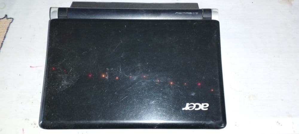 Продам нетбук Acer