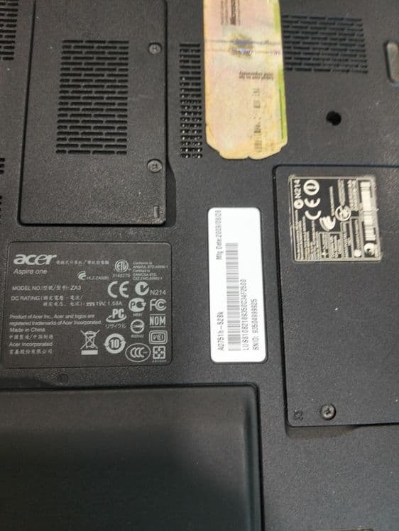 Нетбук aspire one