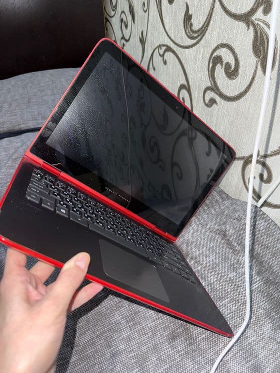 Hp laptop 360• kompyuter SROCHNO! — 2