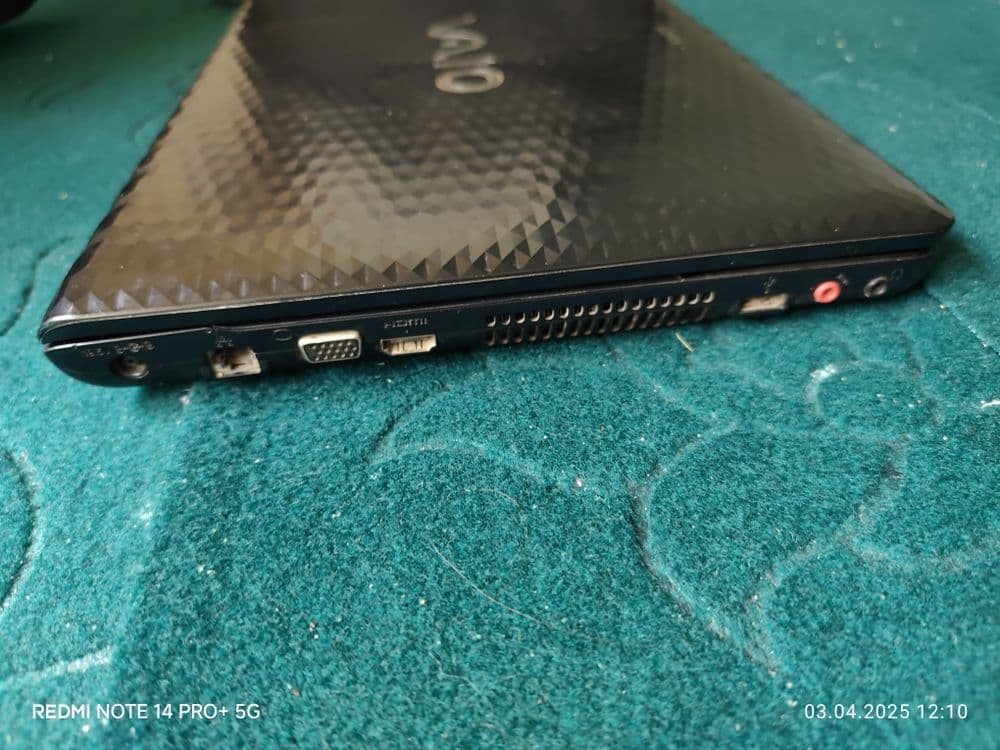 Ноутбук vaio sony — 4