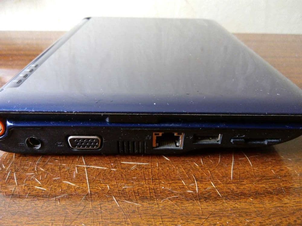 нетбук Асер Aspire one — 5