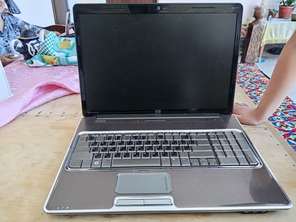 Hp kompyuter. Holati yaxshi. Windows 7 oper.sistema. Zaryadi 4-5soatga — 1