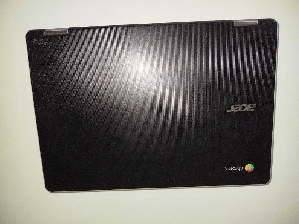 Acer Chrome book Spin 11 2-in-1 Convertible 11.6" HD Touchscreen — 2