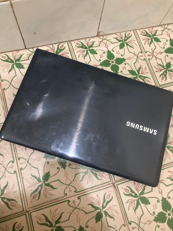 Samsung noutbook — 1