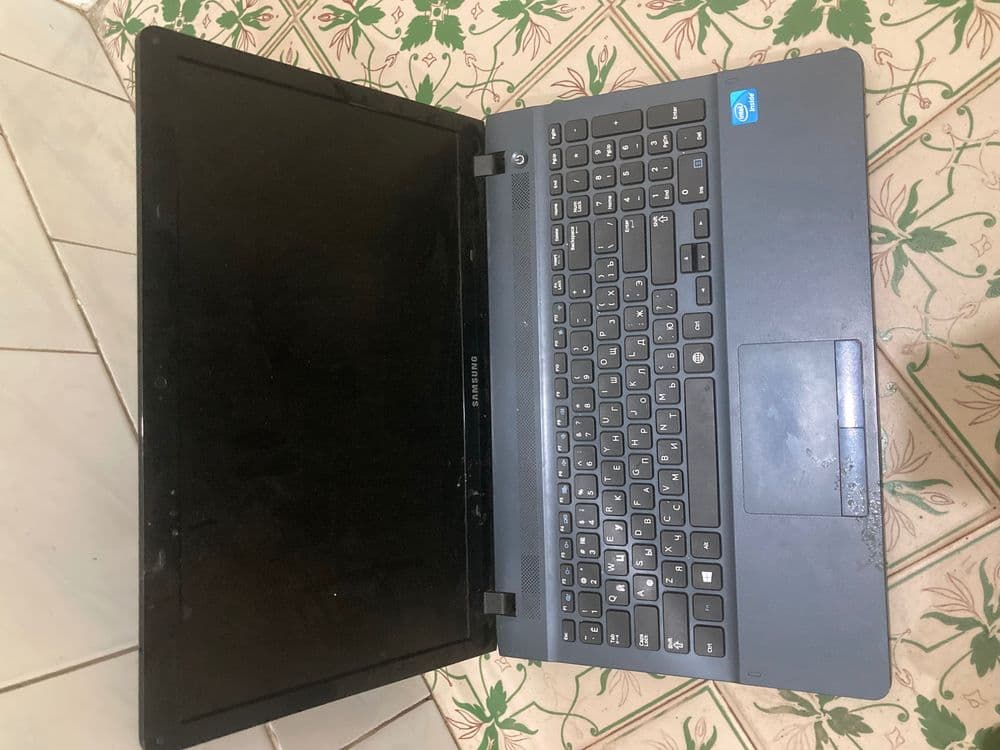 Samsung noutbook — 2