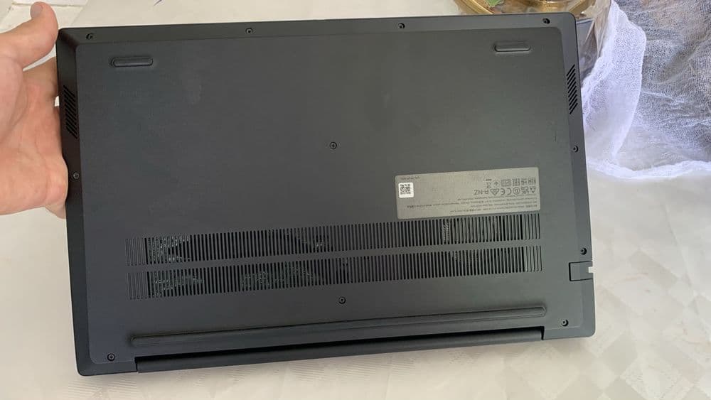 Lenovo v15 g4 amn sotiladi — 6