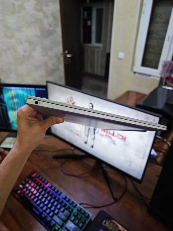 ультрабук HP EliteBook Folio G1 — 2